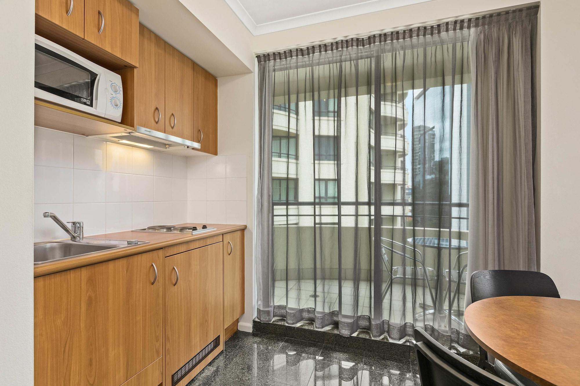 Mantra Parramatta Aparthotel Sydney Bagian luar foto