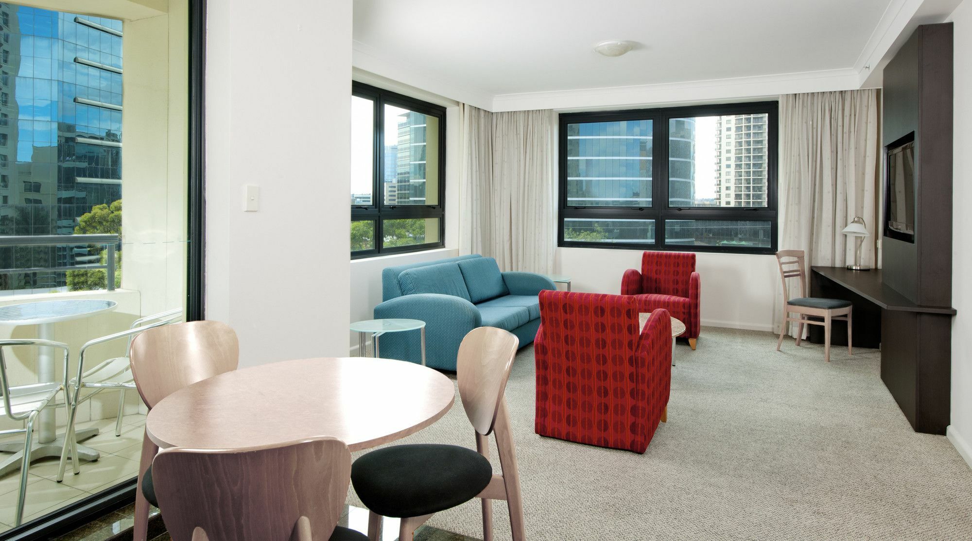 Mantra Parramatta Aparthotel Sydney Bagian luar foto