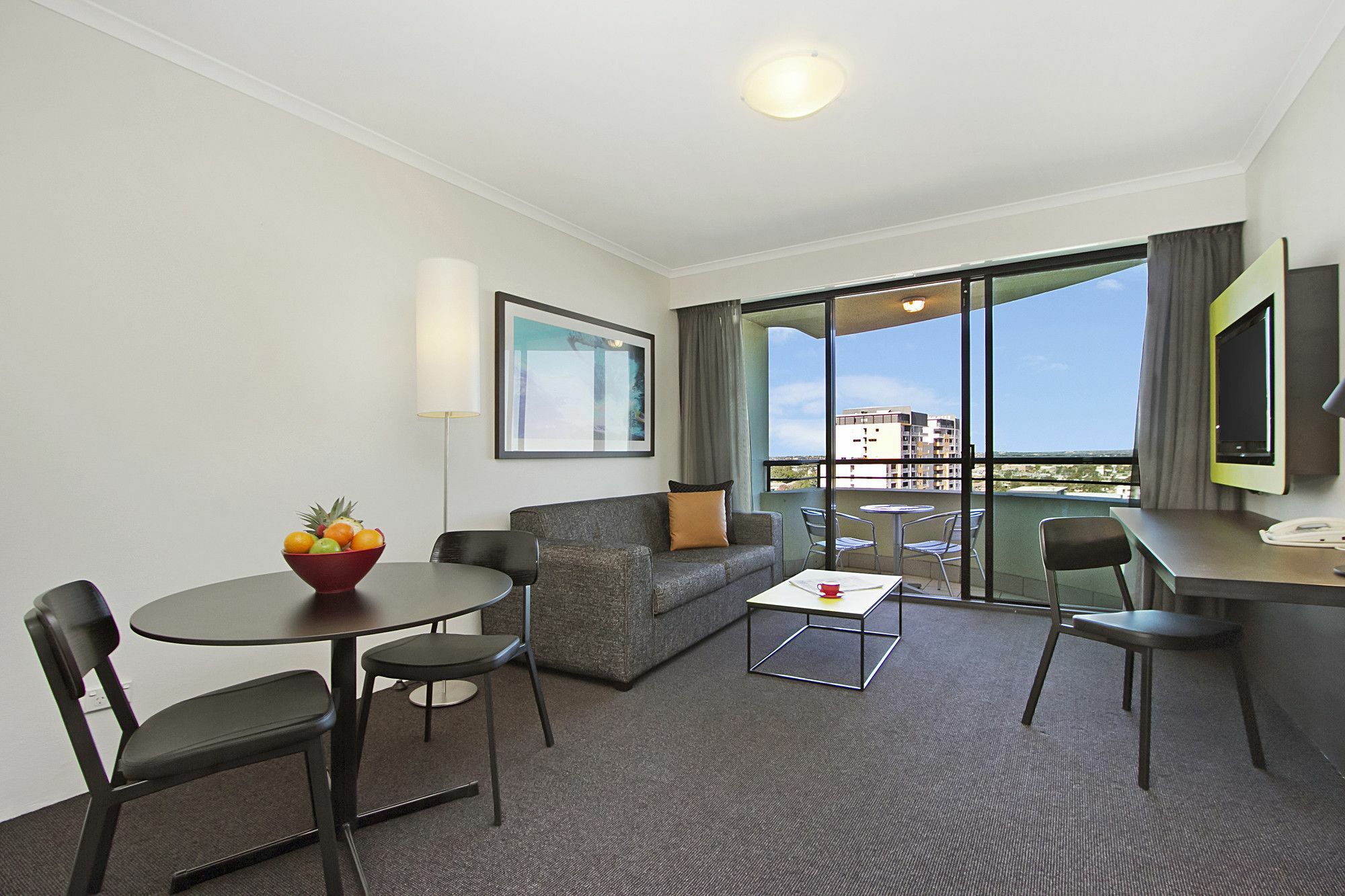 Mantra Parramatta Aparthotel Sydney Bagian luar foto