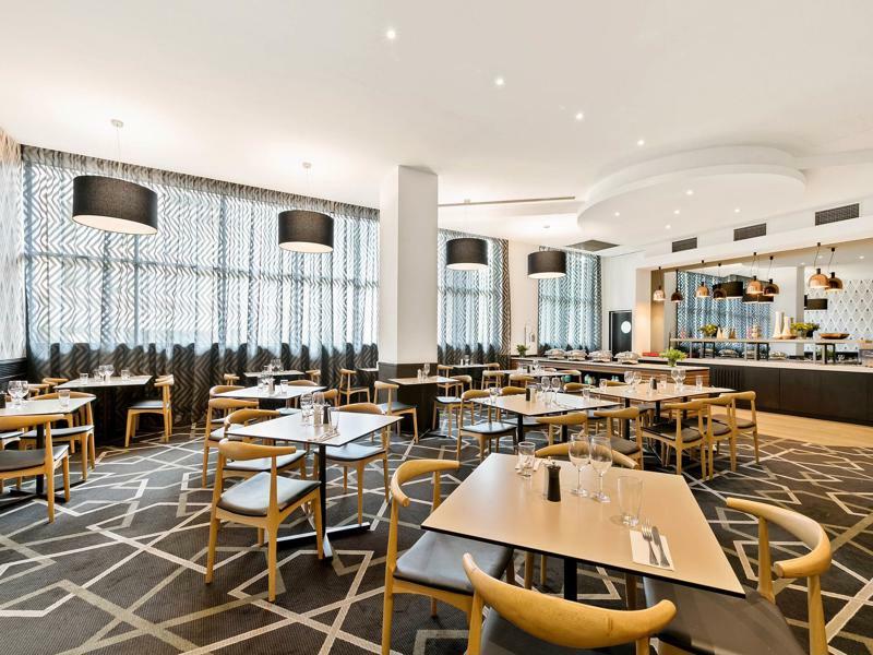 Mantra Parramatta Aparthotel Sydney Bagian luar foto